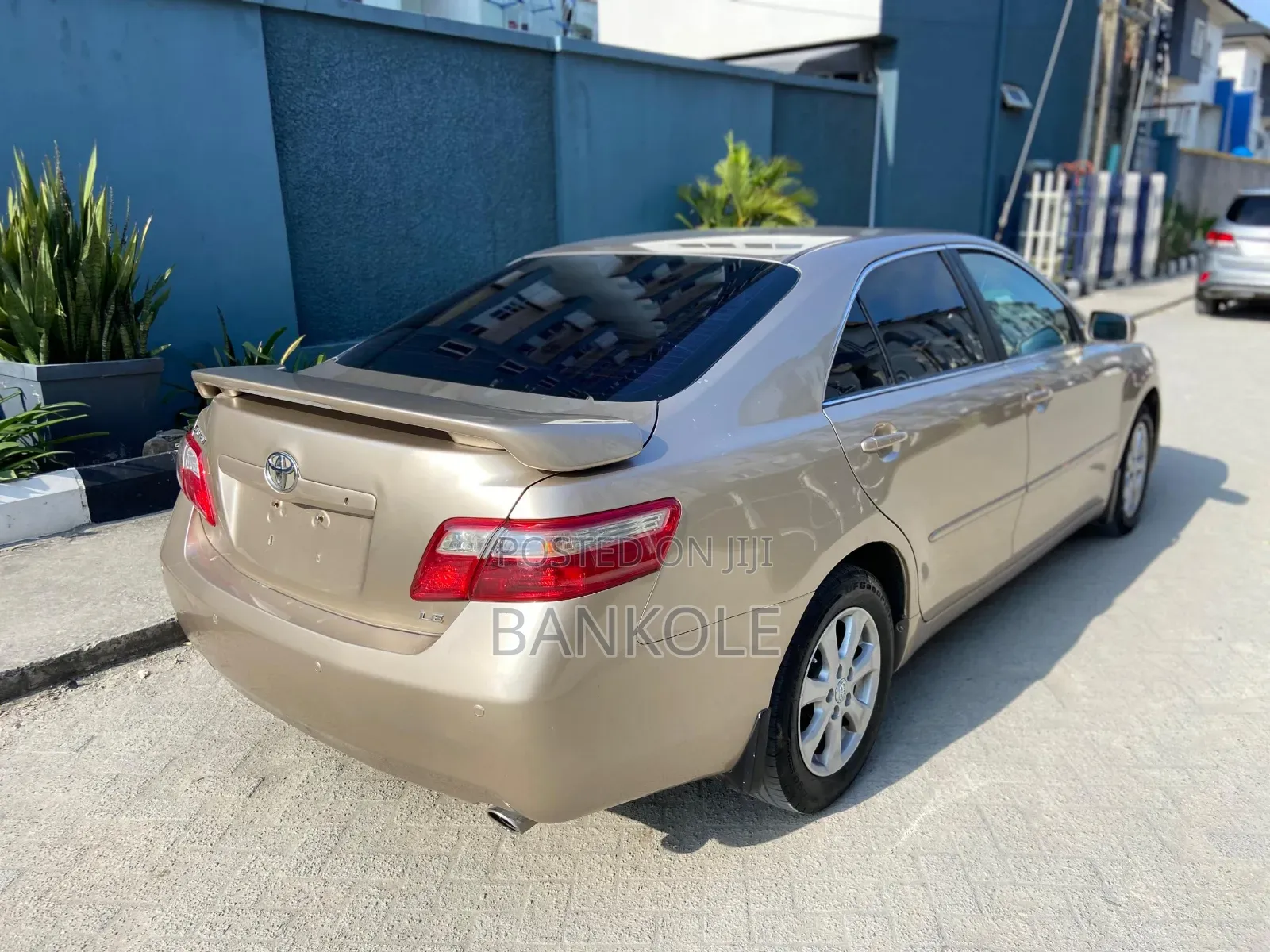 Toyota Camry XLE V6 4dr Sedan (3.5L 6cyl 6AM) 2008 Gold