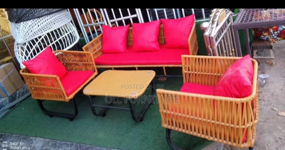 5 Seater Outdoor Rattan Sofa Set With Cushions Centre Table