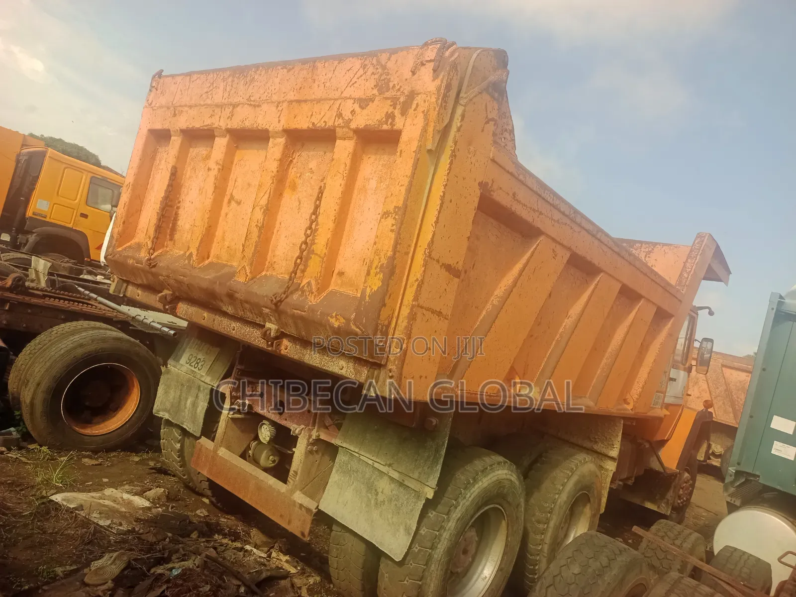 Iveco 260-26 Tipper Truck 10 Tyres 6x4 Auxiliary (Foreign Used)