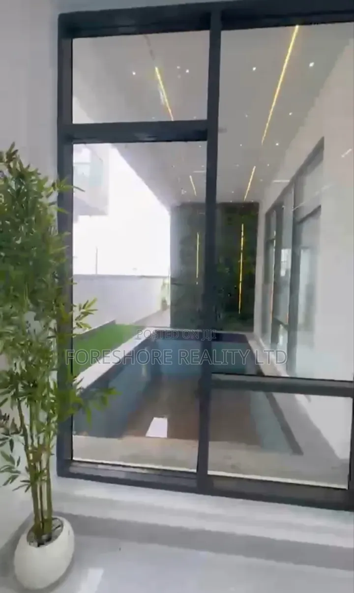 5bdrm Duplex in Ajah for sale