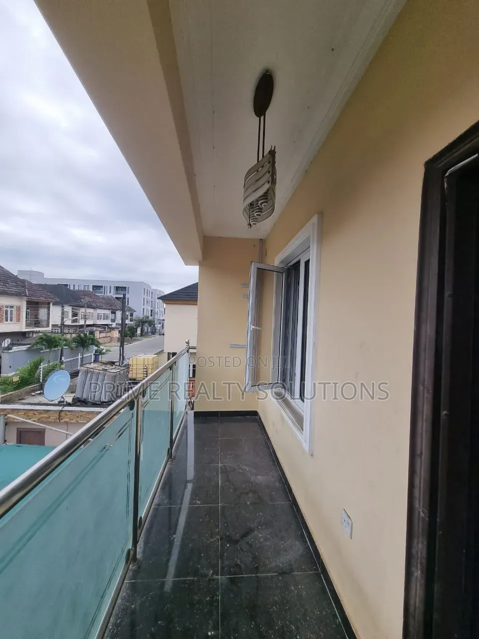 Mini Flat in Lekki Phase 1 for rent