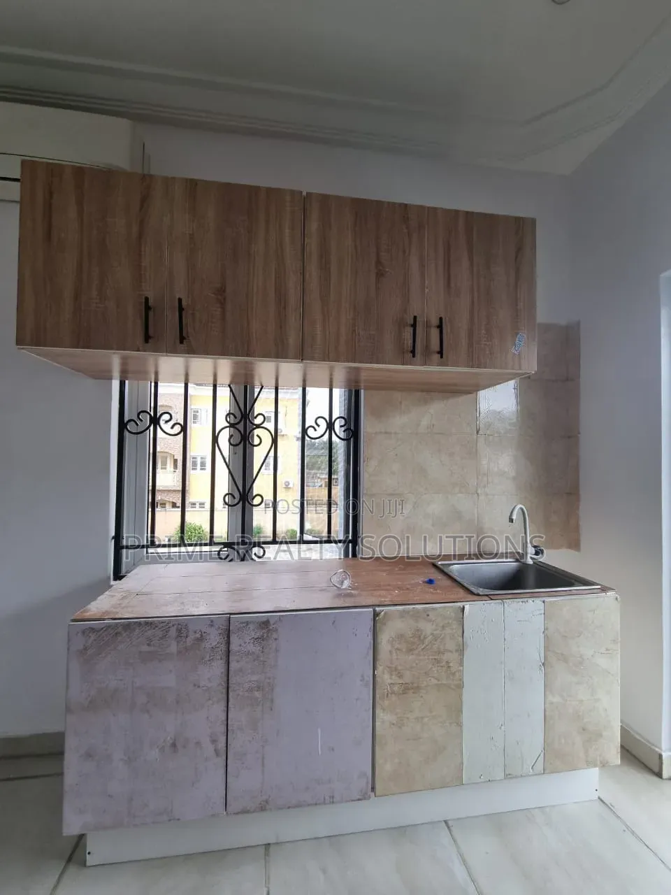 Mini Flat in Lekki Phase 1 for rent