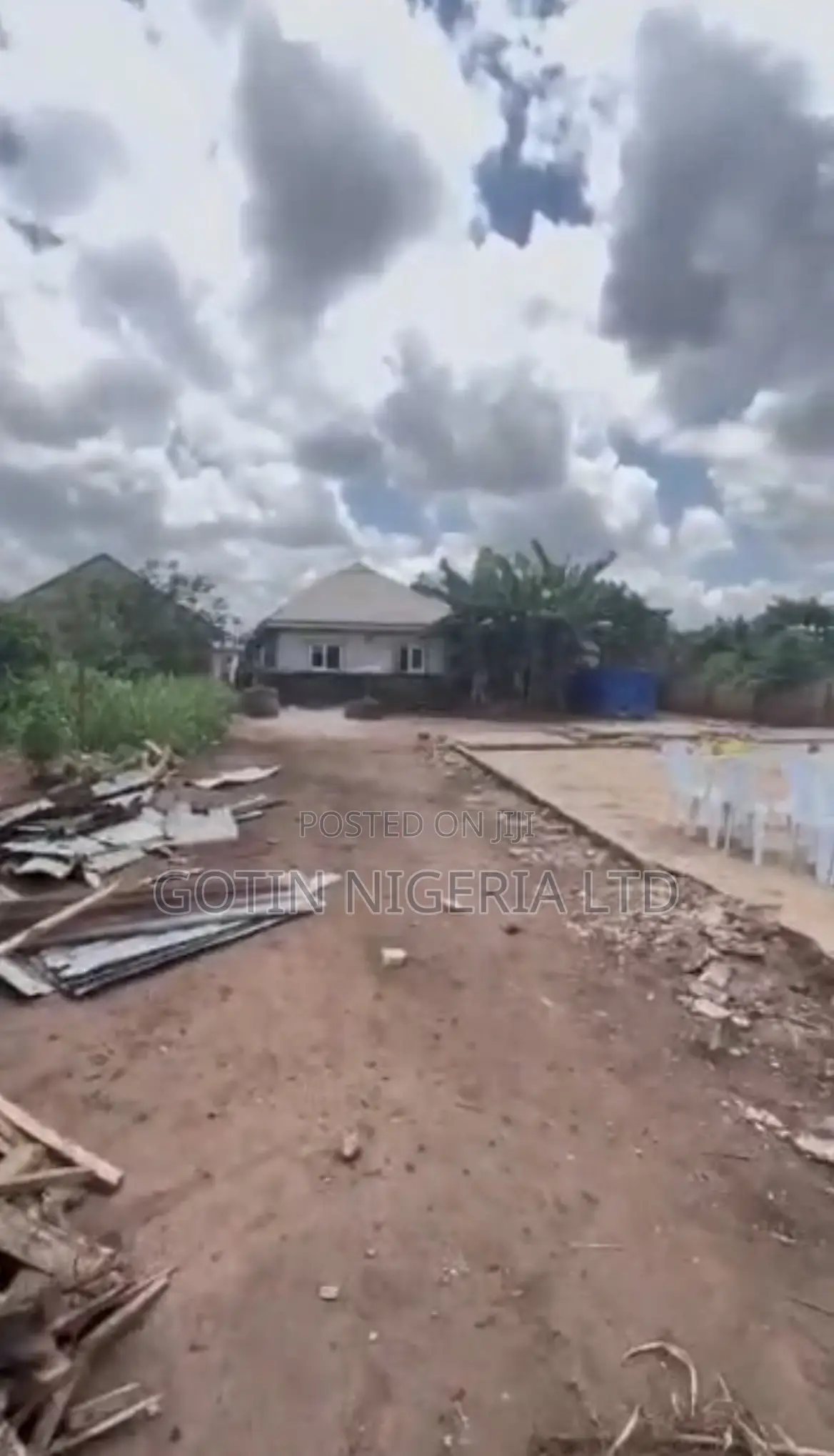 50×100ft Plot of Land for Sale at Oluku