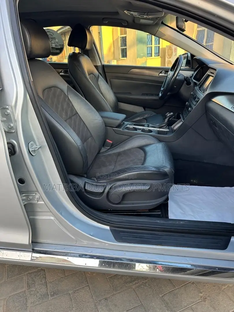 Hyundai Sonata SE 2016 Silver