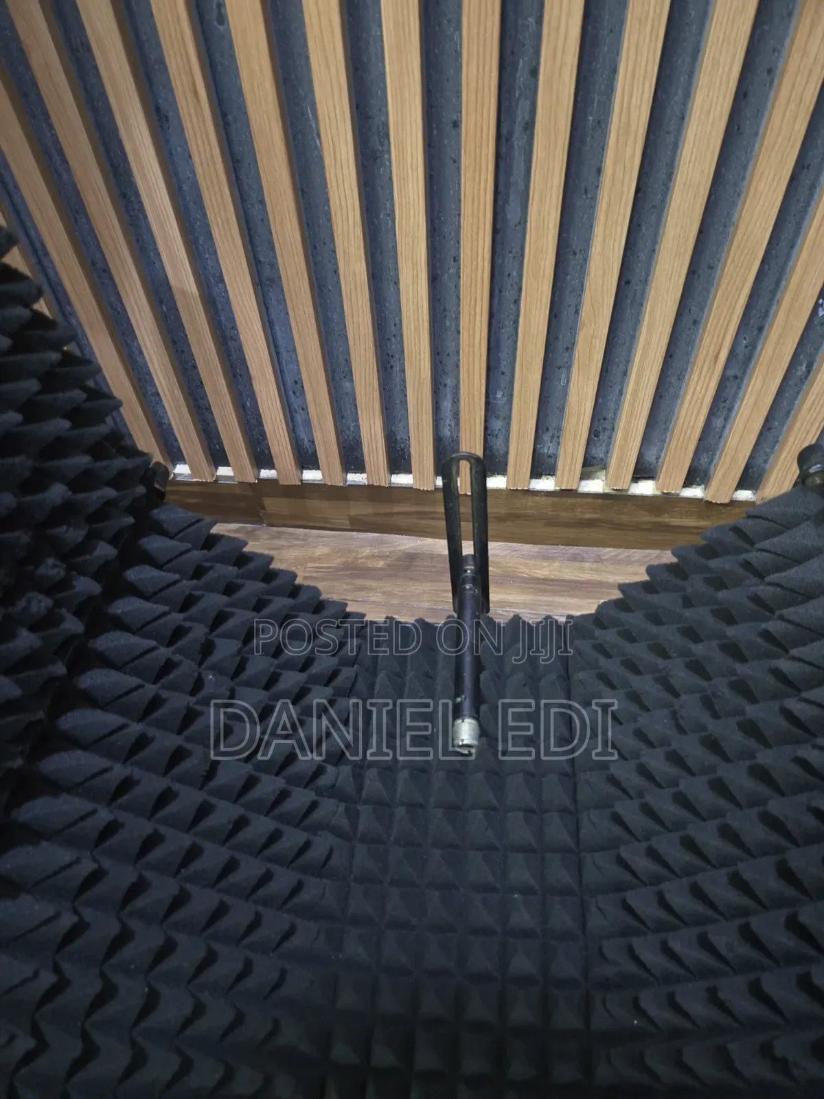 Jaguar Pro Audio Vocal Booth, Sound Isolation Booth