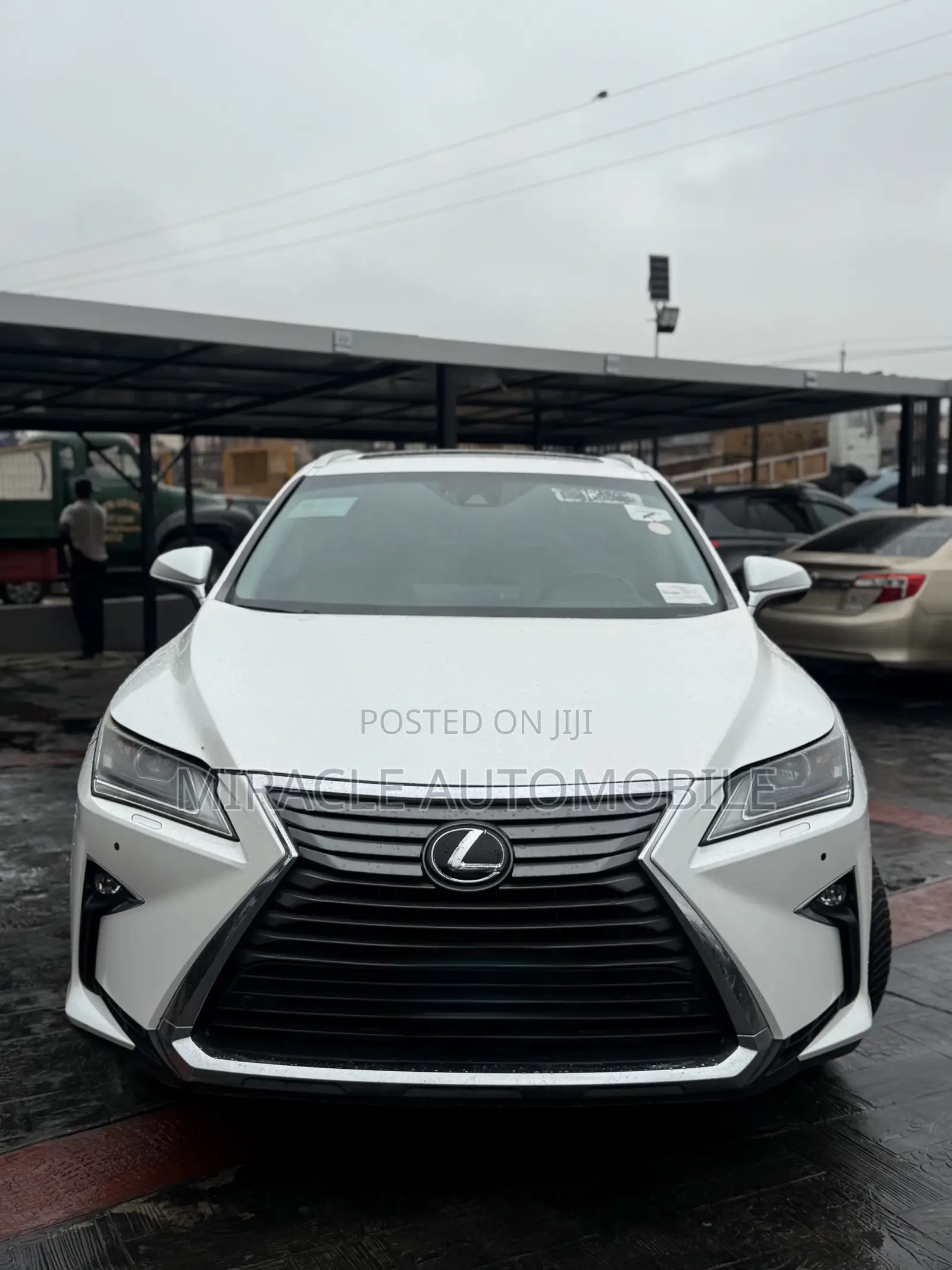 Lexus RX 350 FWD 2017 White