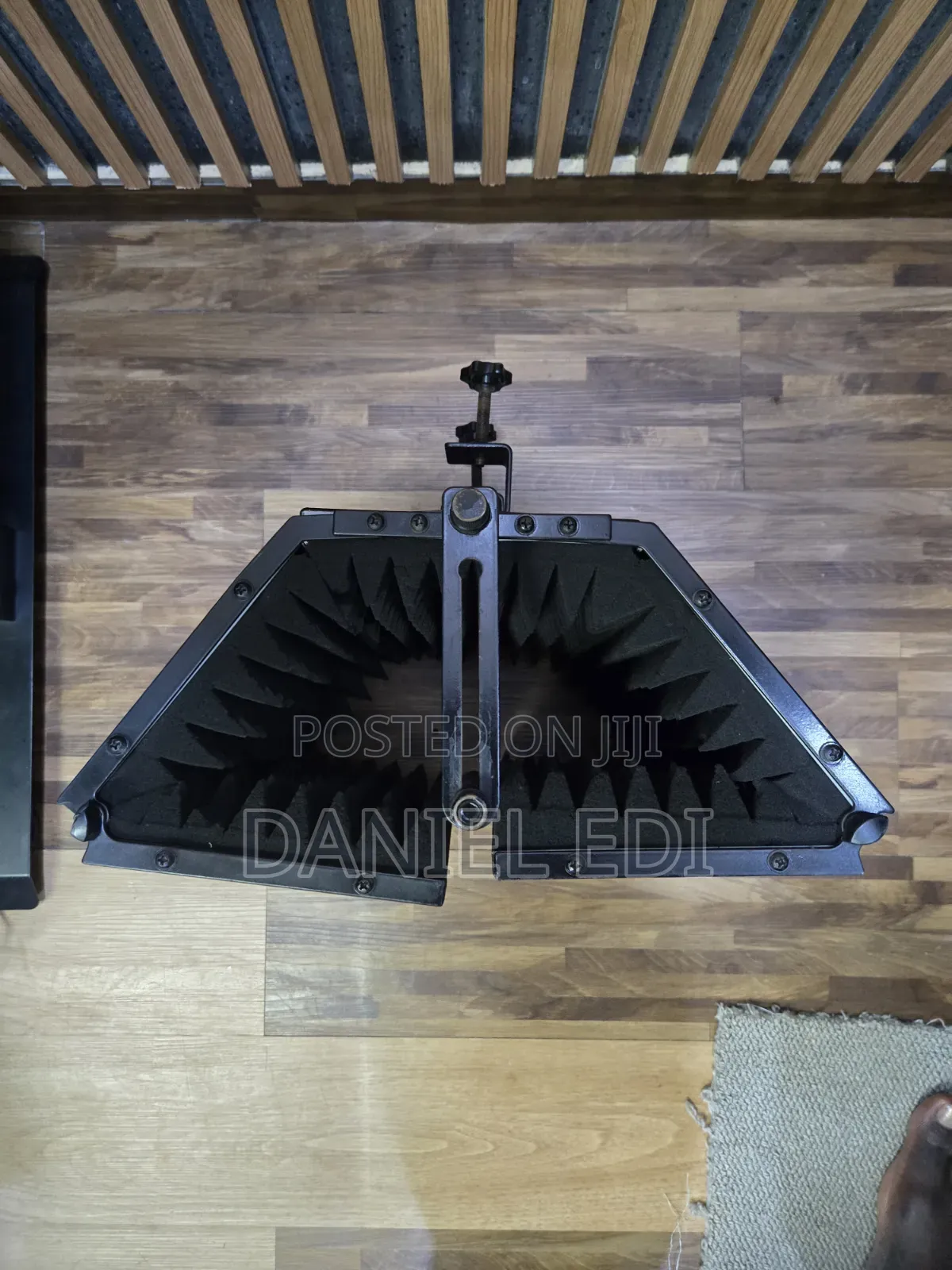 Jaguar Pro Audio Vocal Booth, Sound Isolation Booth
