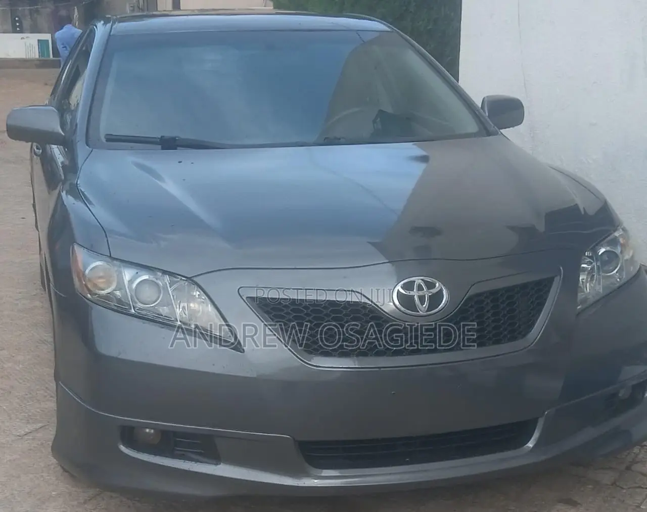 Toyota Camry SE V6 4dr Sedan (3.5L 6cyl 6AM) 2010 Gray