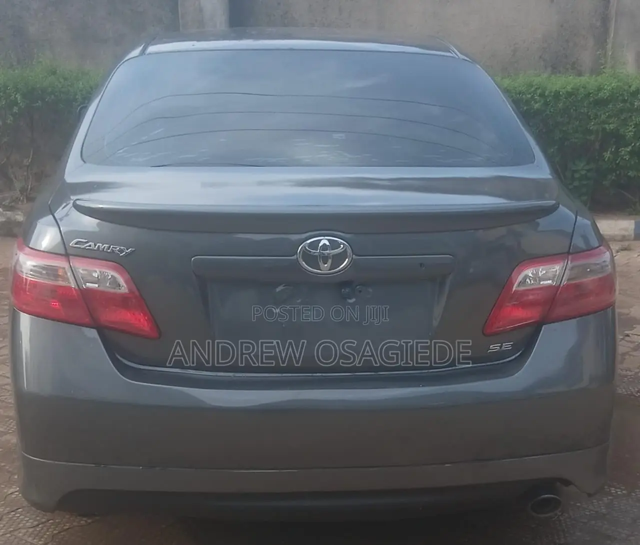 Toyota Camry SE V6 4dr Sedan (3.5L 6cyl 6AM) 2010 Gray