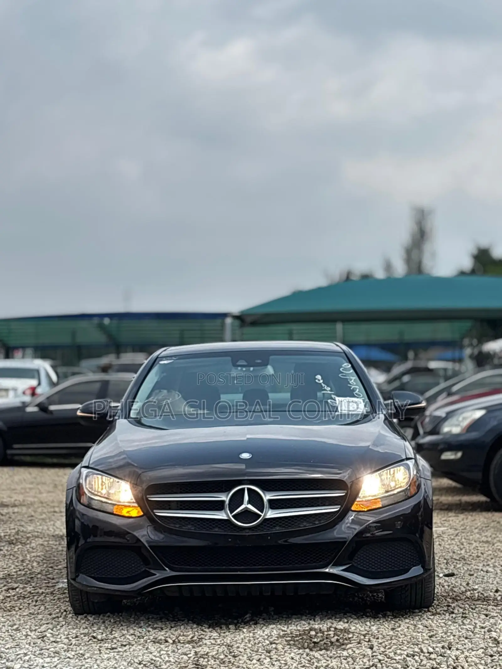 Mercedes-Benz C300 Luxury Sedan RWD (2.0L 4cyl 7A) 2017 Black