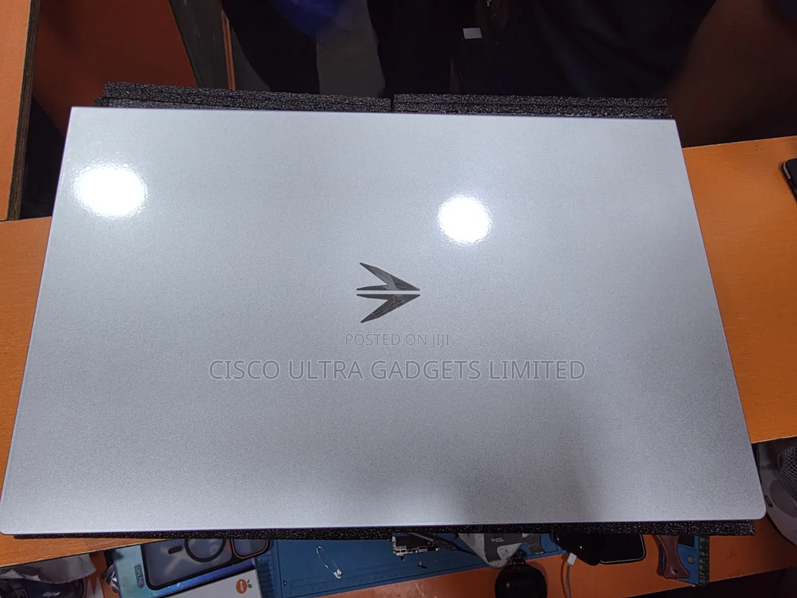 New Laptop 8GB AMD SSD 512GB
