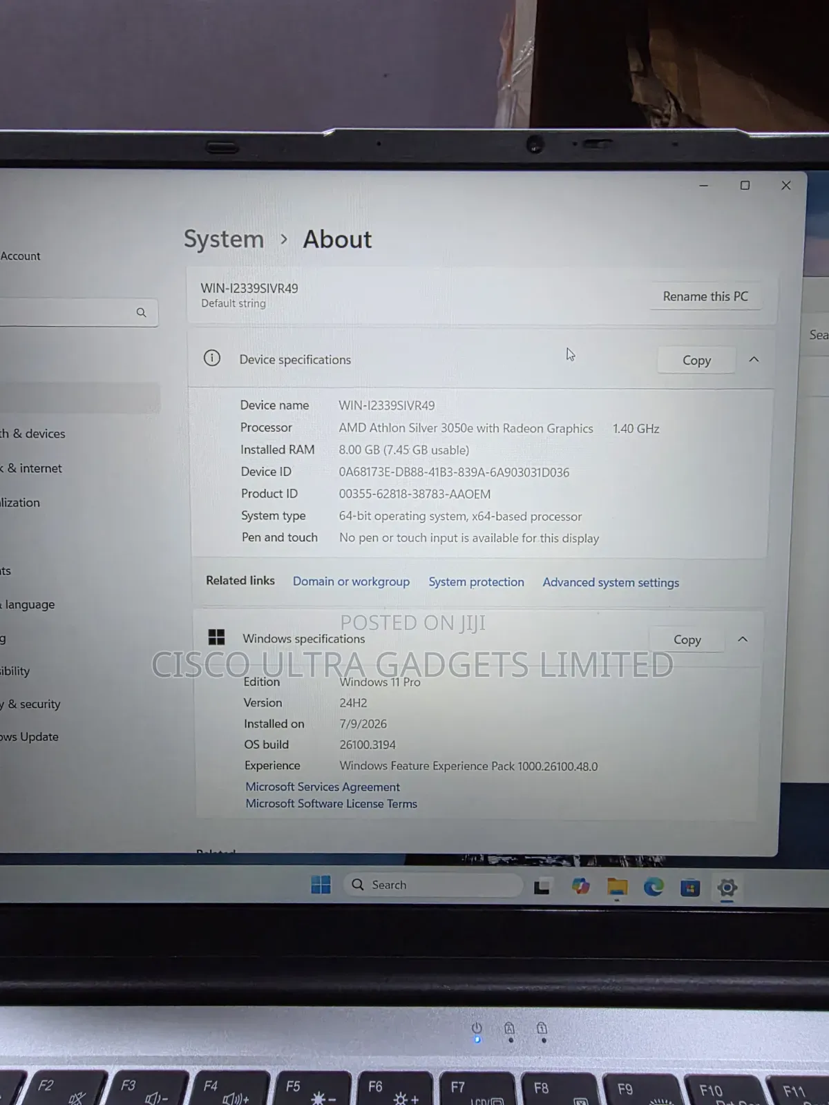 New Laptop 8GB AMD SSD 512GB