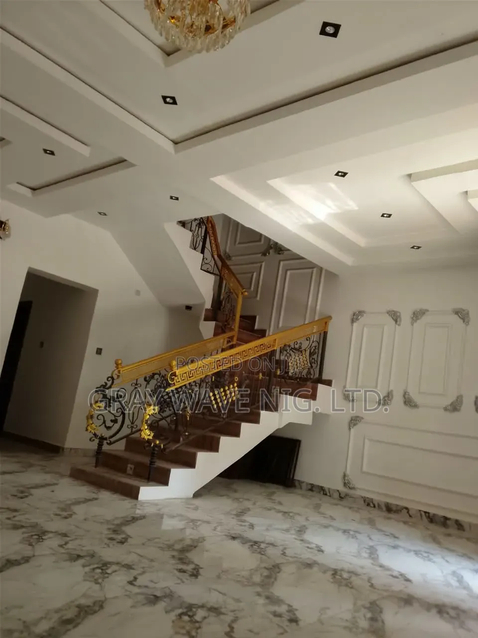4bdrm Townhouse / Terrace in Sabon Lugbe for rent