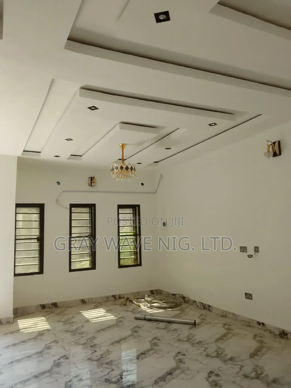 4bdrm Townhouse / Terrace in Sabon Lugbe for rent