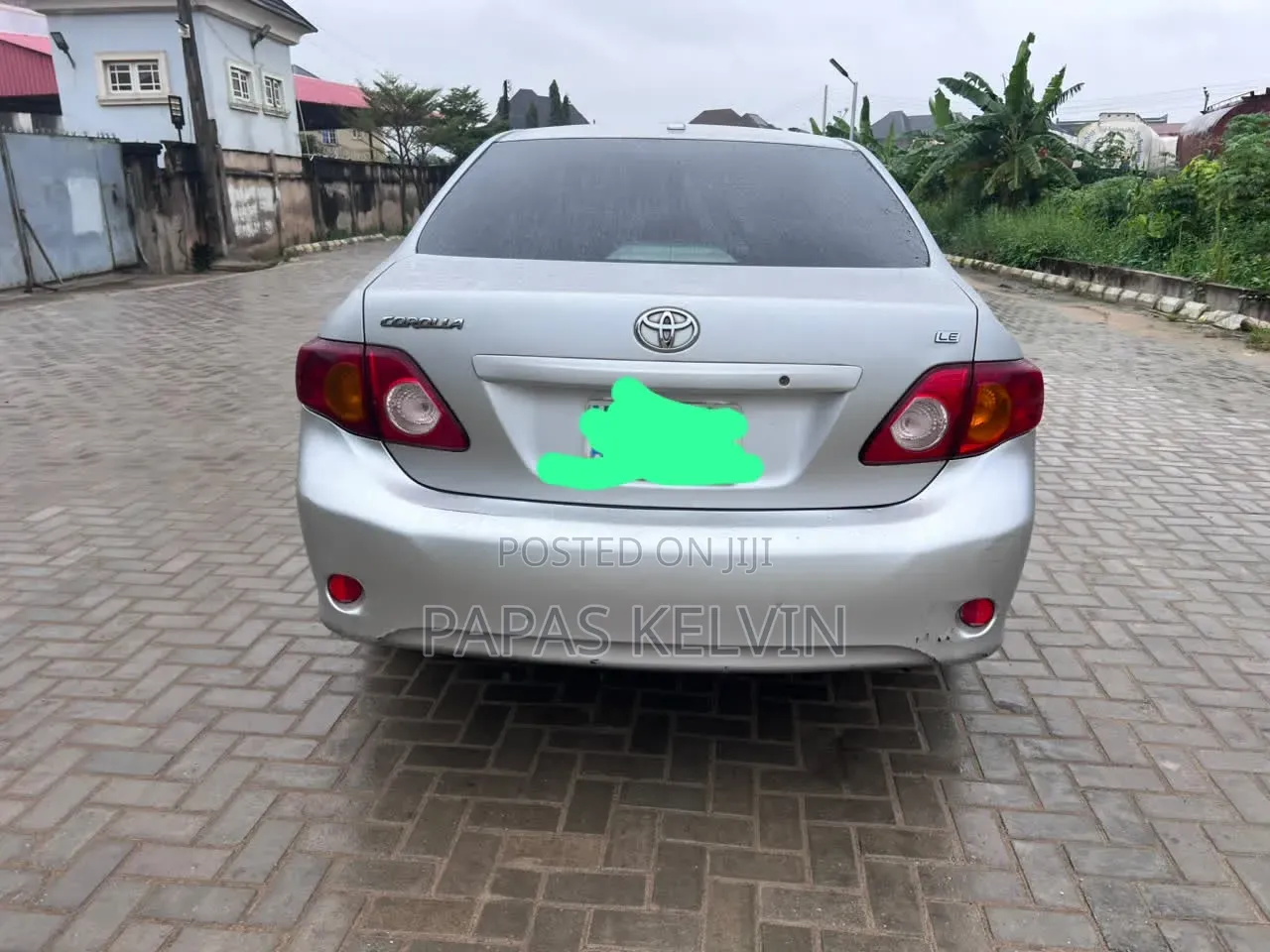 Toyota Corolla 2010 Silver