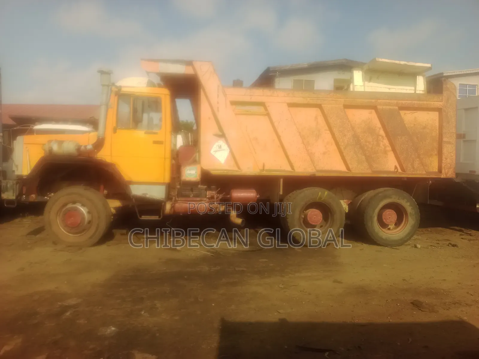 Iveco 330-36 Tipper Truck 10 Tyres 6x4 Auxiliary (Foreign Used)