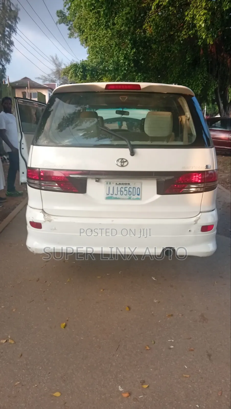Toyota Previa 2005 White