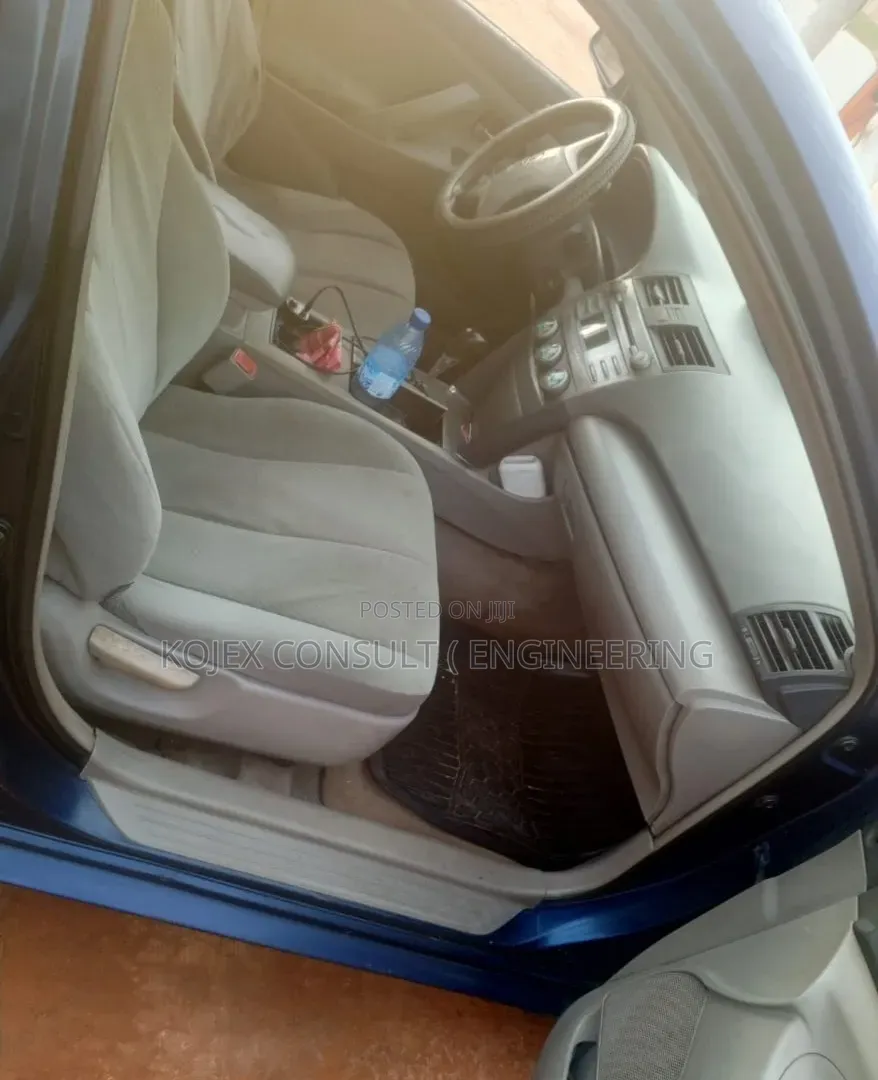 Toyota Camry LE 4dr Sedan (2.4L 4cyl 5A) 2008 Blue