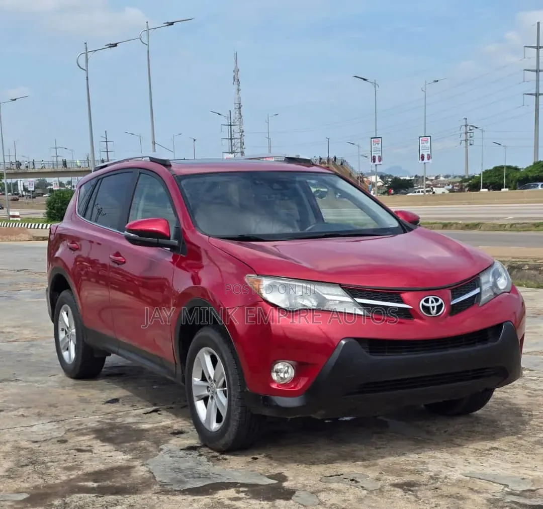 Toyota RAV4 2014 Red