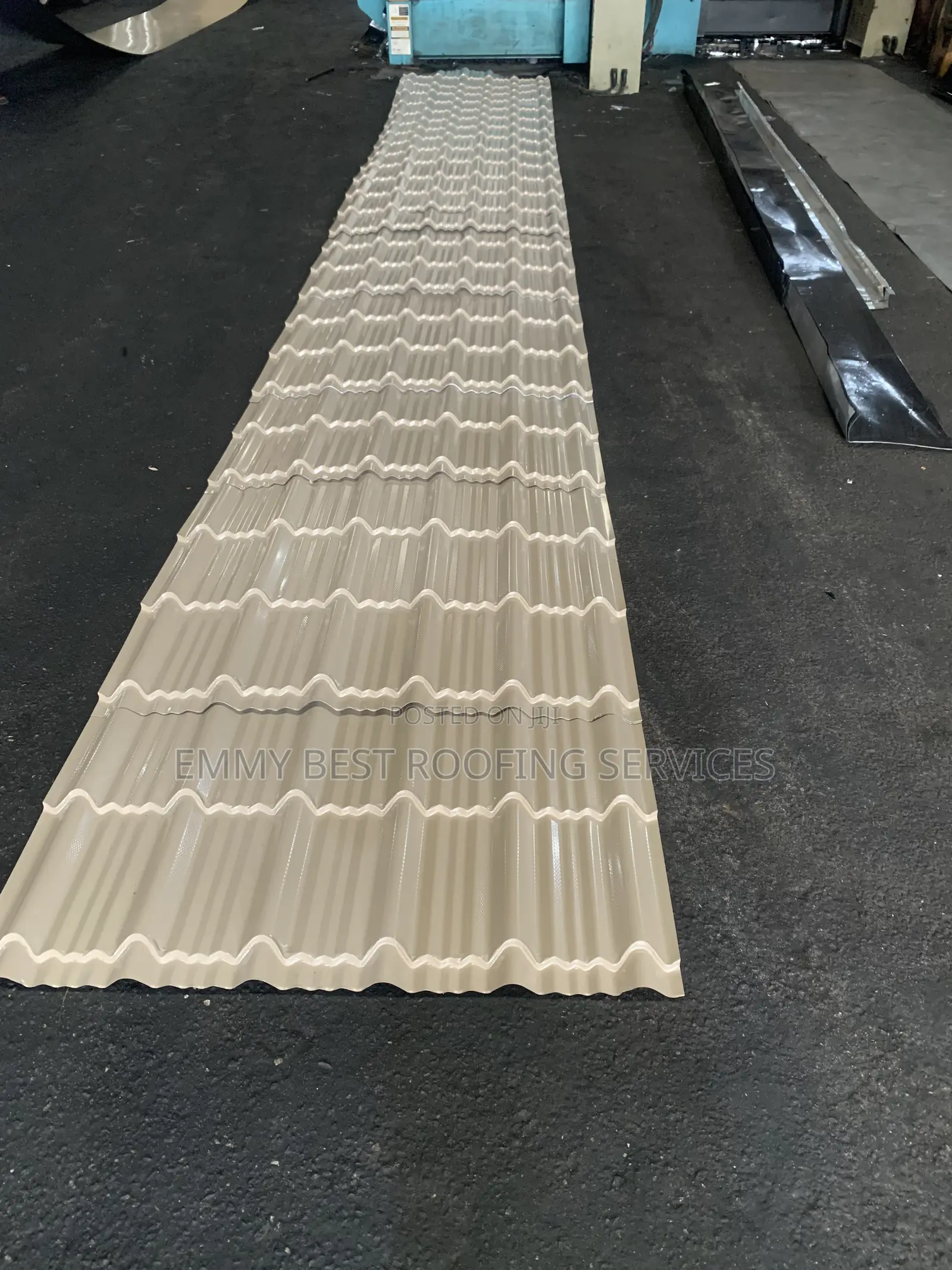 EMMY BEST ROOFING SERVICE: 0.55 Step Tiles Corrugation
