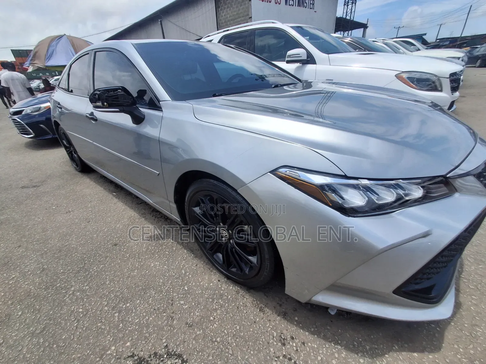 Toyota Avalon 2021 Silver