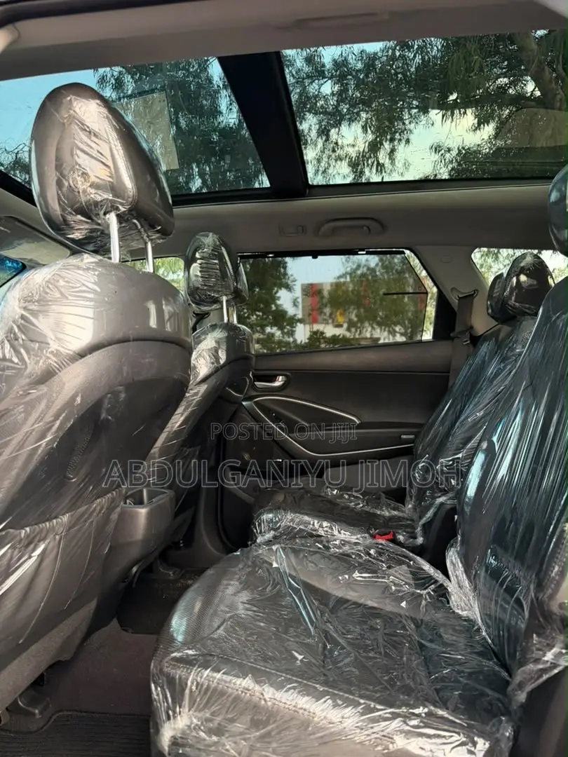 Hyundai Santa Fe 2017 Silver