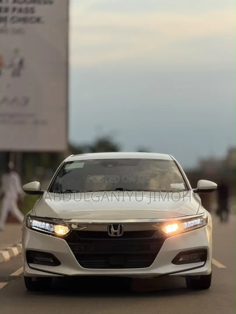 Honda Accord 2018 White