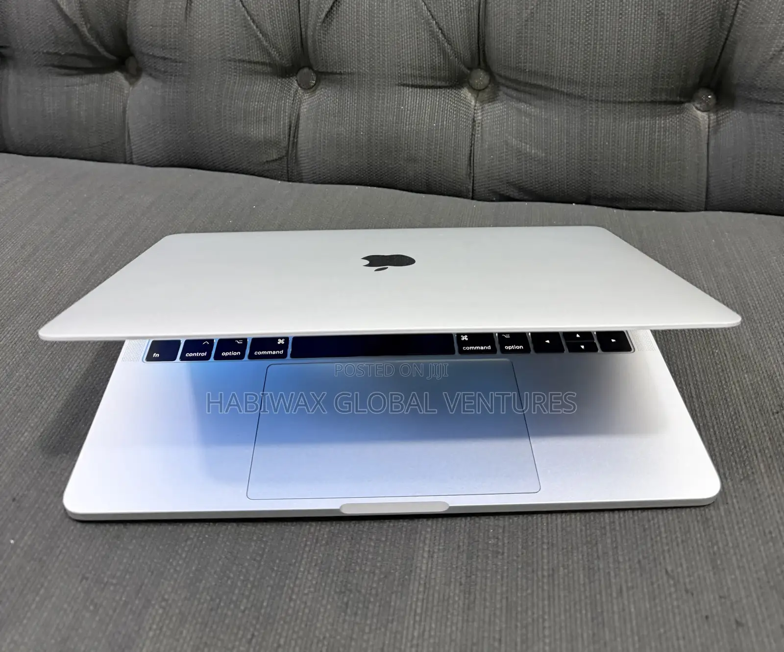 Laptop Apple MacBook Pro 2017 16GB Intel Core i7 SSD 256GB