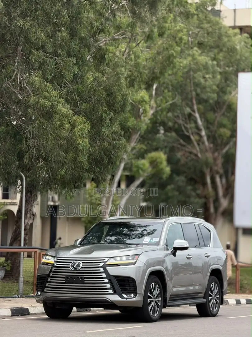 Lexus LX 600 2023