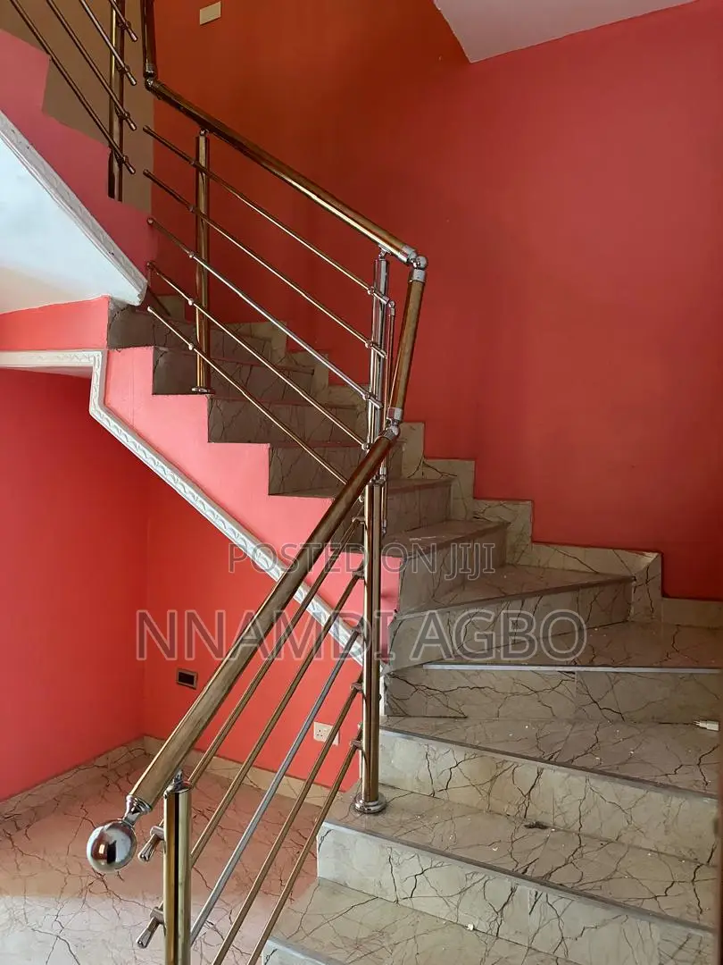 3bdrm Duplex in Chevron for rent