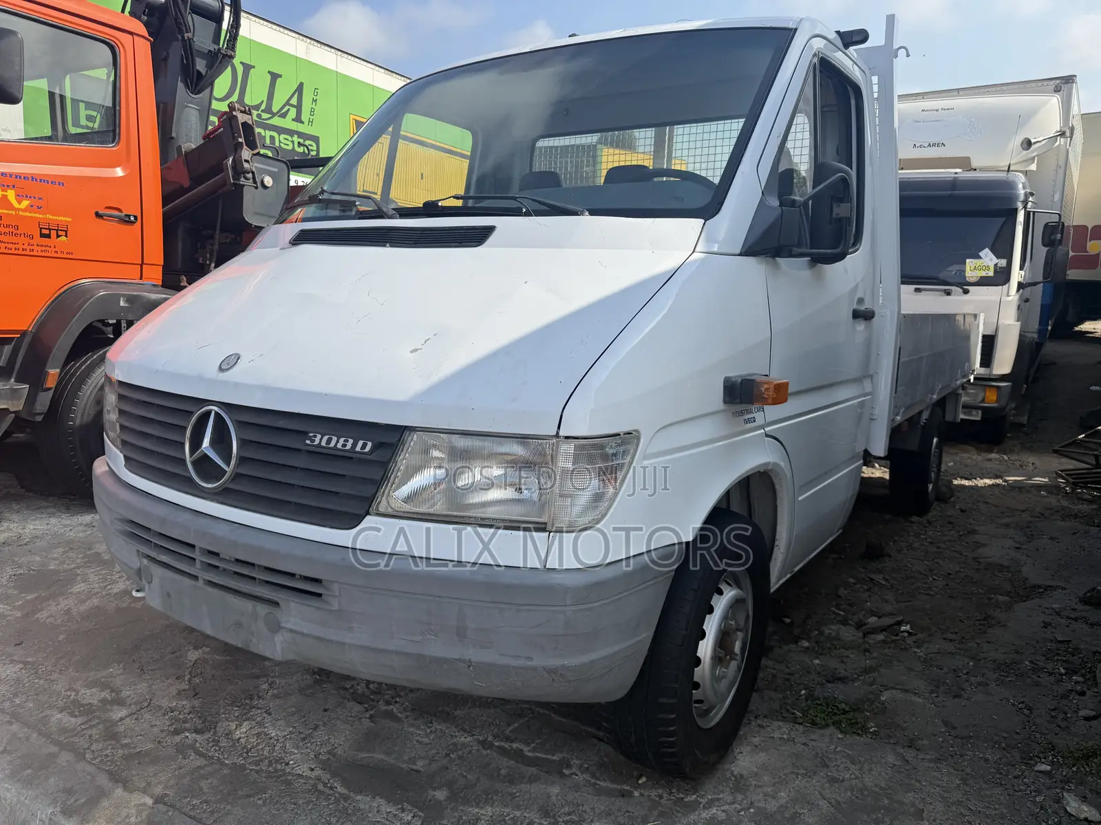 Foreign Used Mercedes Benz 308D Pick Up Truck.