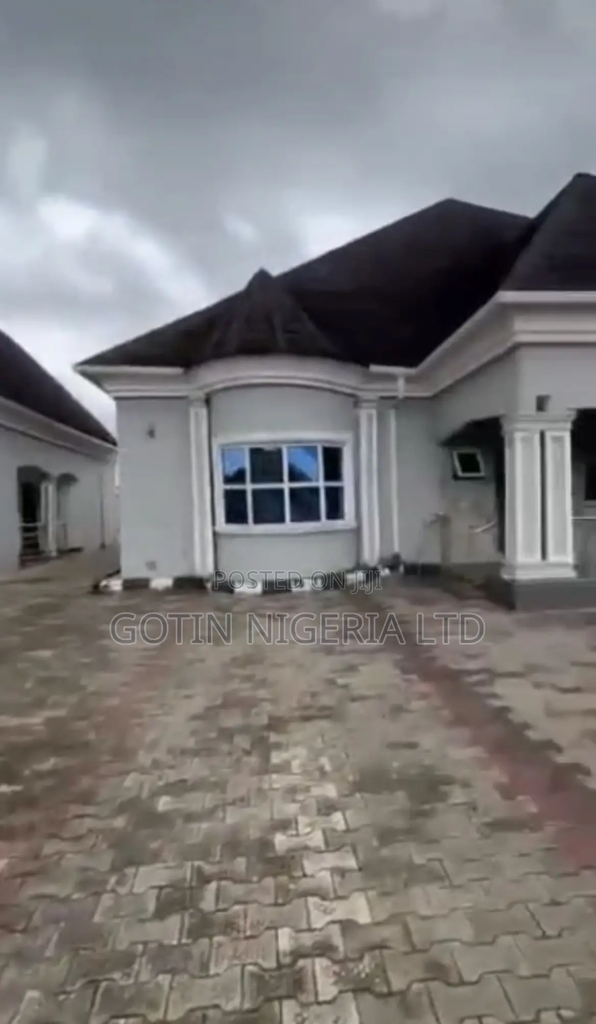4bdrm Bungalow in Benin City for sale