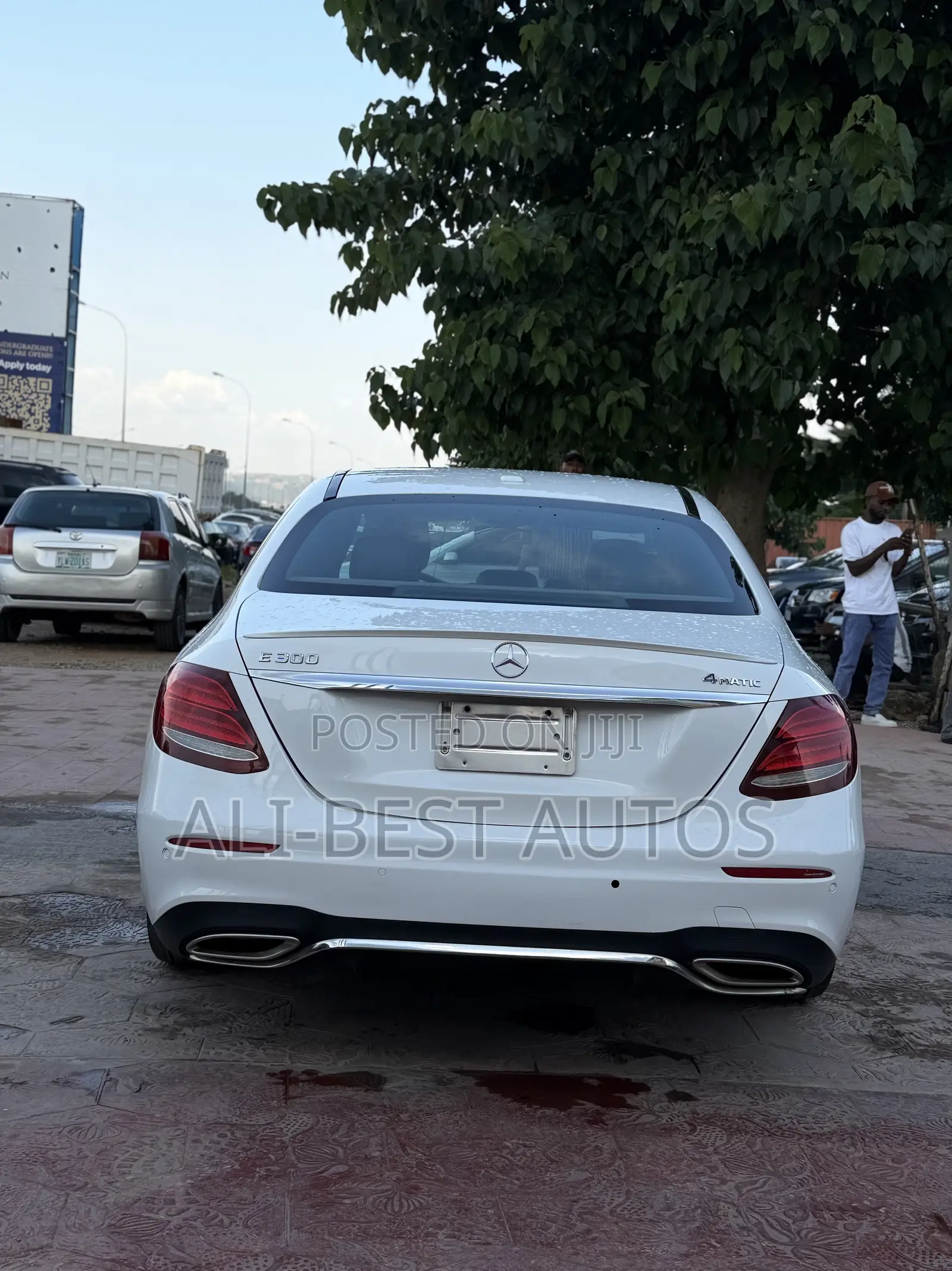 Mercedes-Benz E300 2016 White