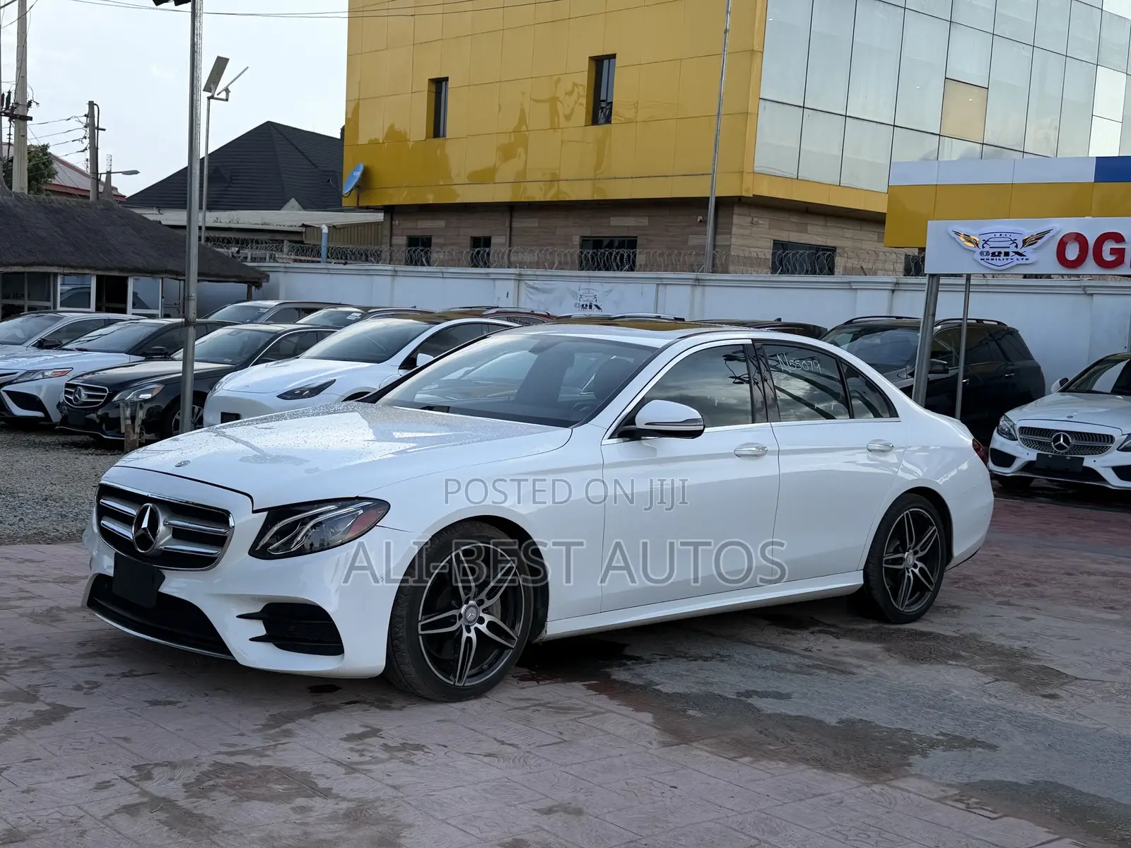Mercedes-Benz E300 2016 White
