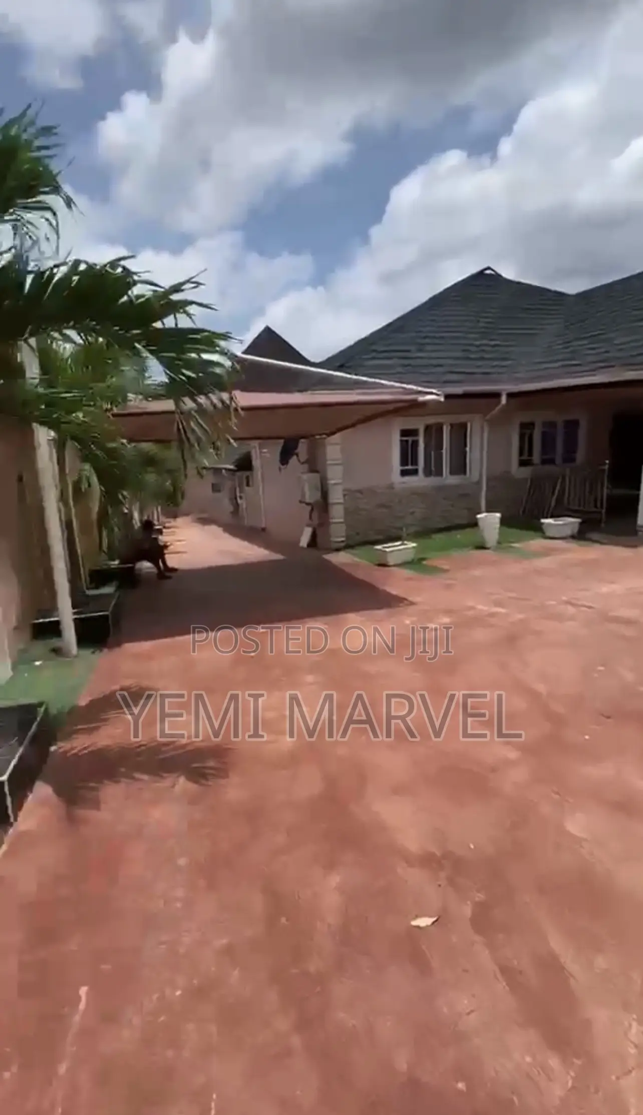 5bdrm Block of Flats in Peluseriki Estate, for sale