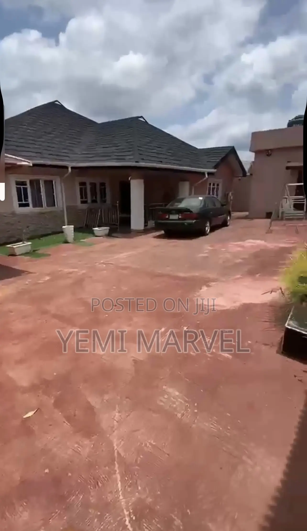5bdrm Block of Flats in Peluseriki Estate, for sale