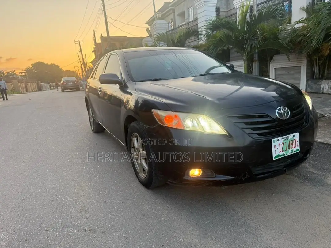Toyota Camry LE 4dr Sedan (2.4L 4cyl 5A) 2008 Black