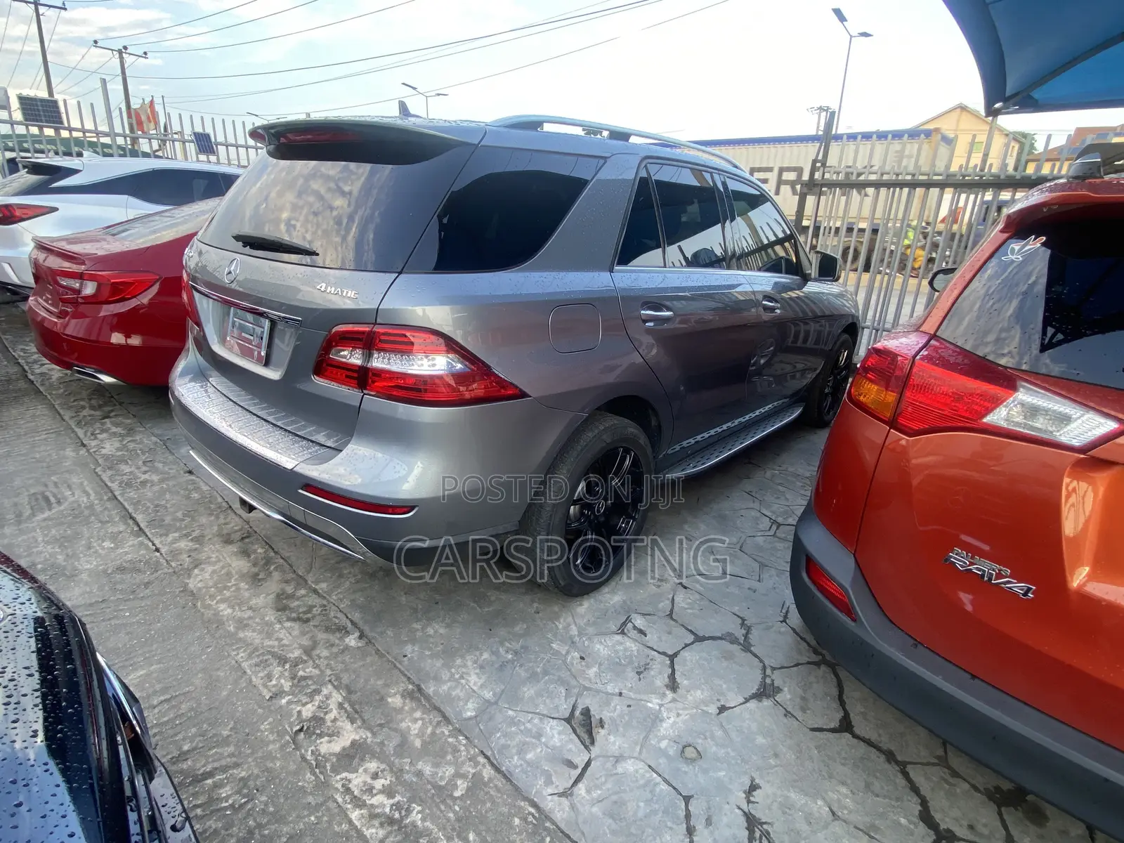 Mercedes-Benz M Class ML350 4MATIC 4dr SUV AWD (3.5L 6cyl 7A) 2014 Gray