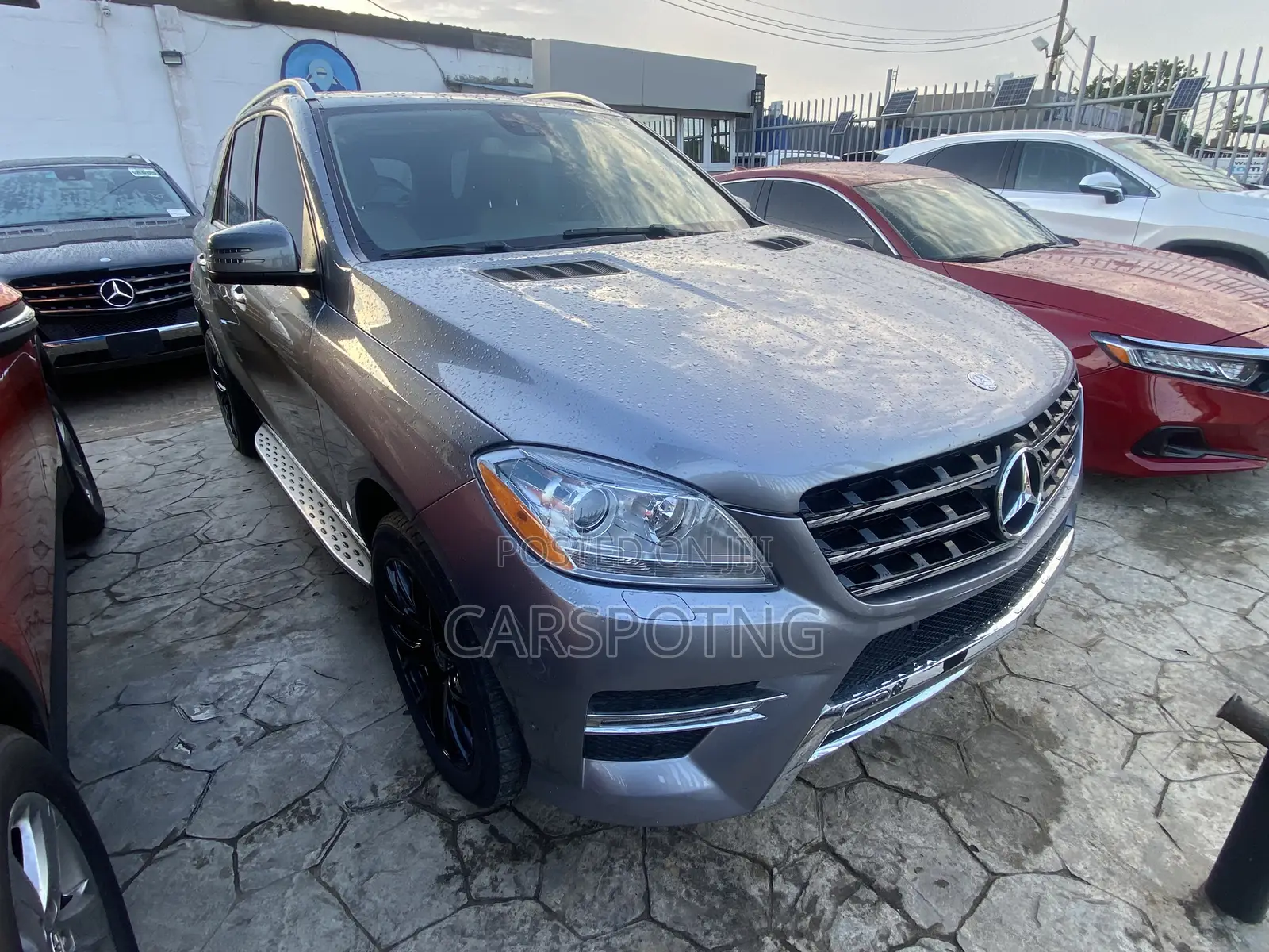 Mercedes-Benz M Class ML350 4MATIC 4dr SUV AWD (3.5L 6cyl 7A) 2014 Gray