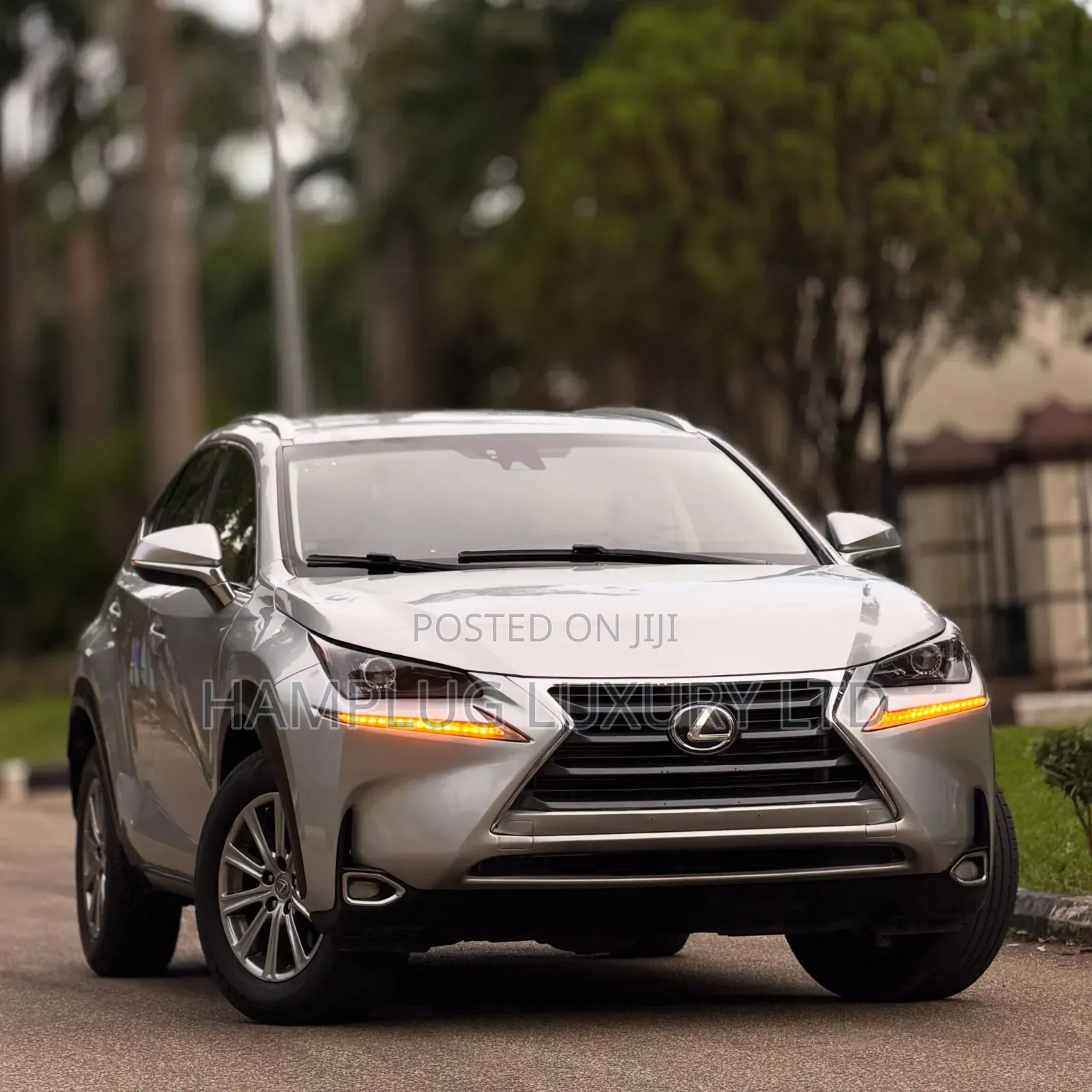 Lexus NX 2016 Silver