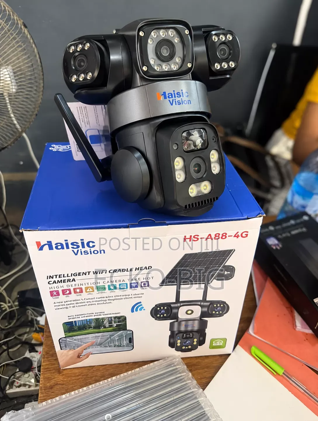 Haisic HS-A88-4G Triple-Lens Solar PTZ Security Camera