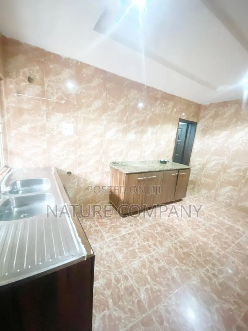 3bdrm Block of Flats in Magodo Isheri for rent