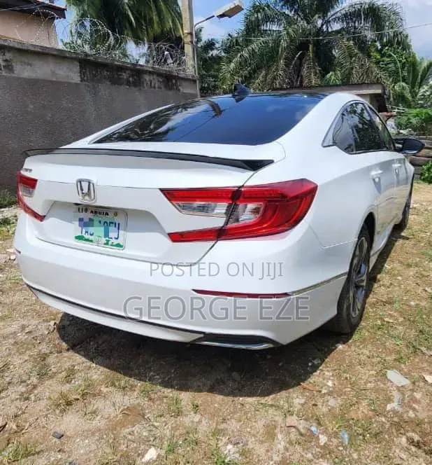 Honda Accord 2019 White