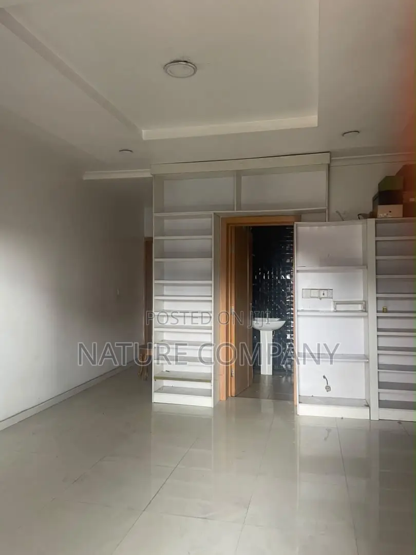 4bdrm Duplex in Magodo Isheri for rent