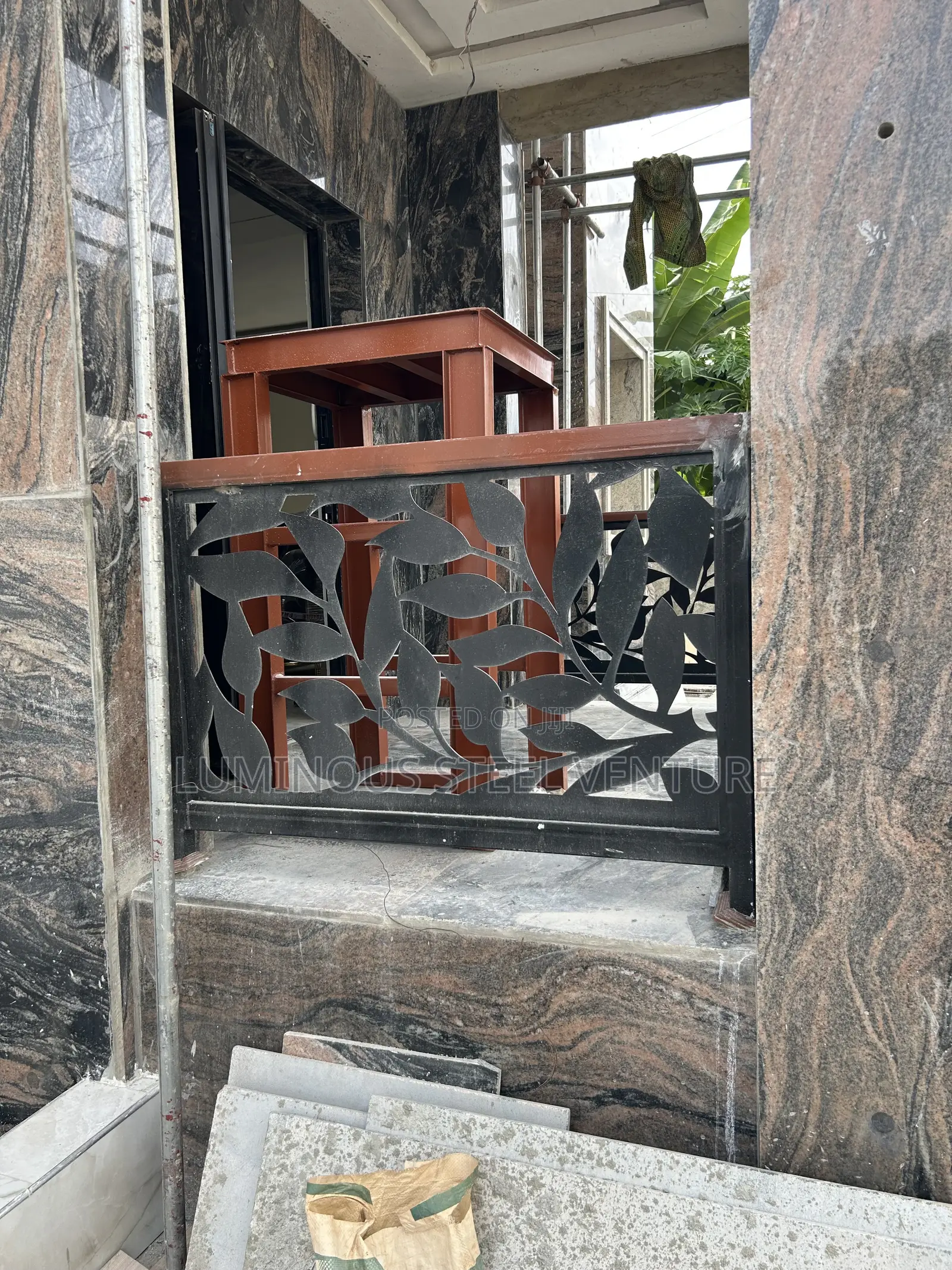 Get Your Handrail Made of Wrought Iron With Minimal Cutting Designs