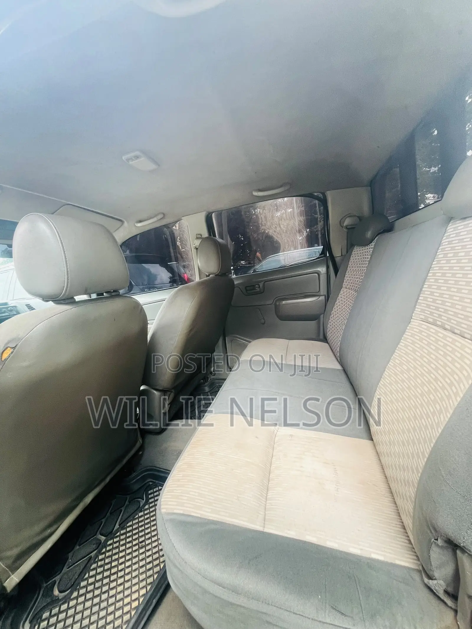 Toyota Hilux SR5 4x4 2013 White