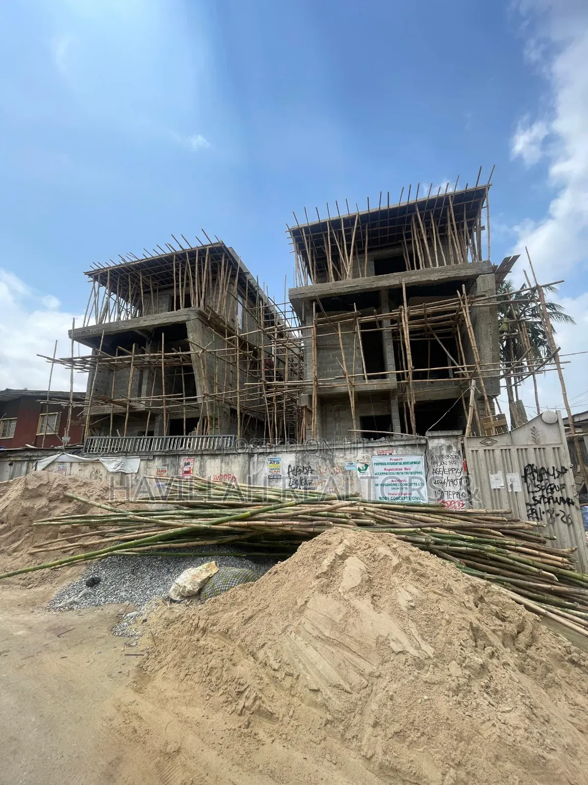 4bdrm Duplex in Ifako-Ogba for sale