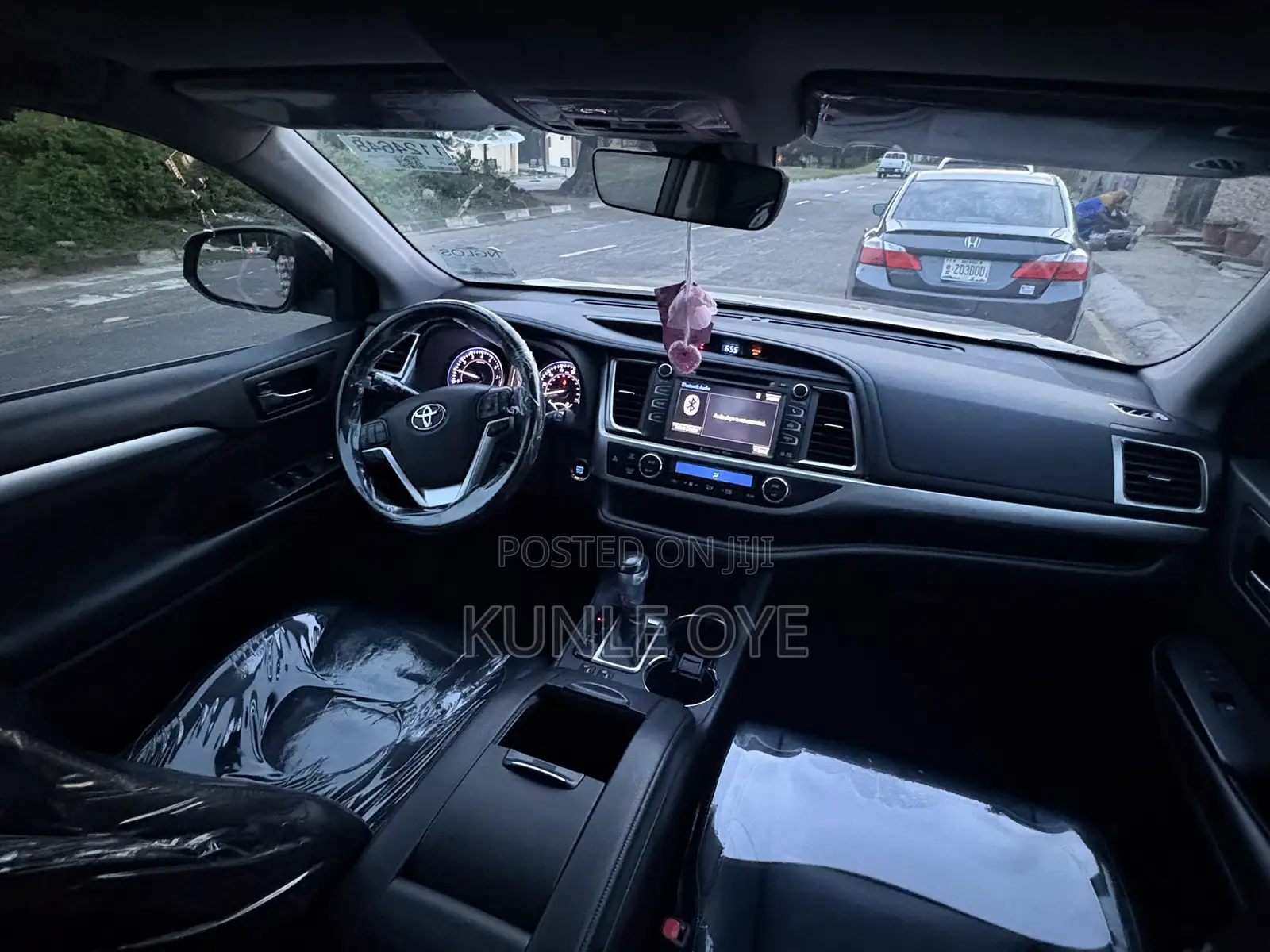 Toyota Highlander XLE 2019 Gray