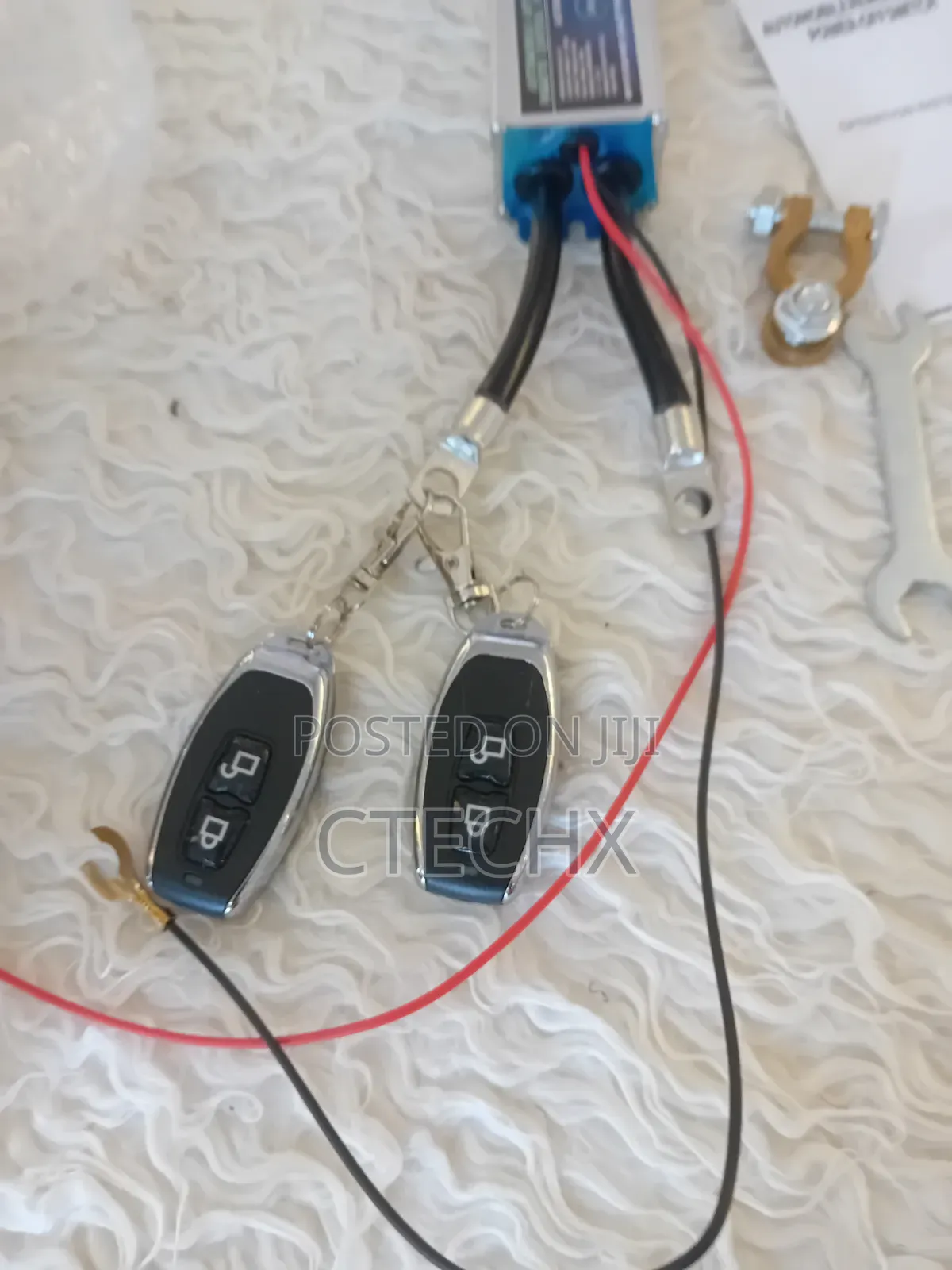 Car Anti-Theft Remote Battery Disconnect Switch 12V 200A. Kill Switch