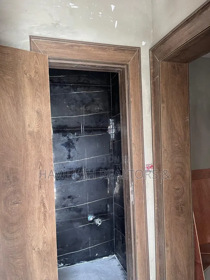 4bdrm Duplex in Ifako-Ogba for sale